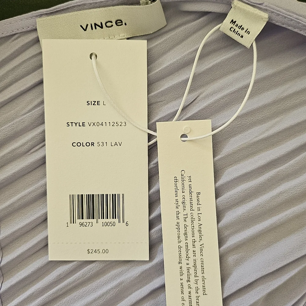 Vince Pleated Textured Top - Picture 5 of 5